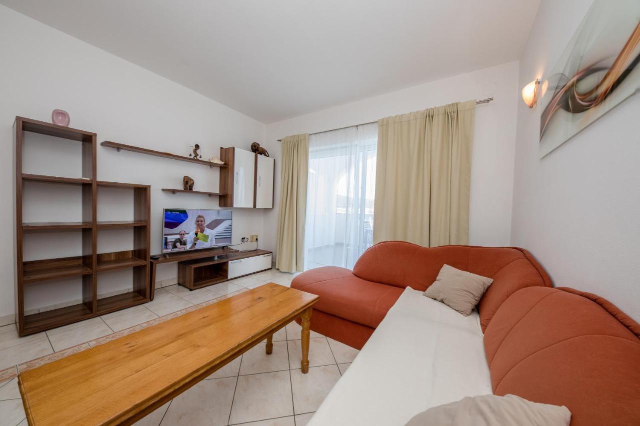 Apartments And Rooms By The Sea Supetarska Draga - Gornja, Rab - 11579 Extérieur photo