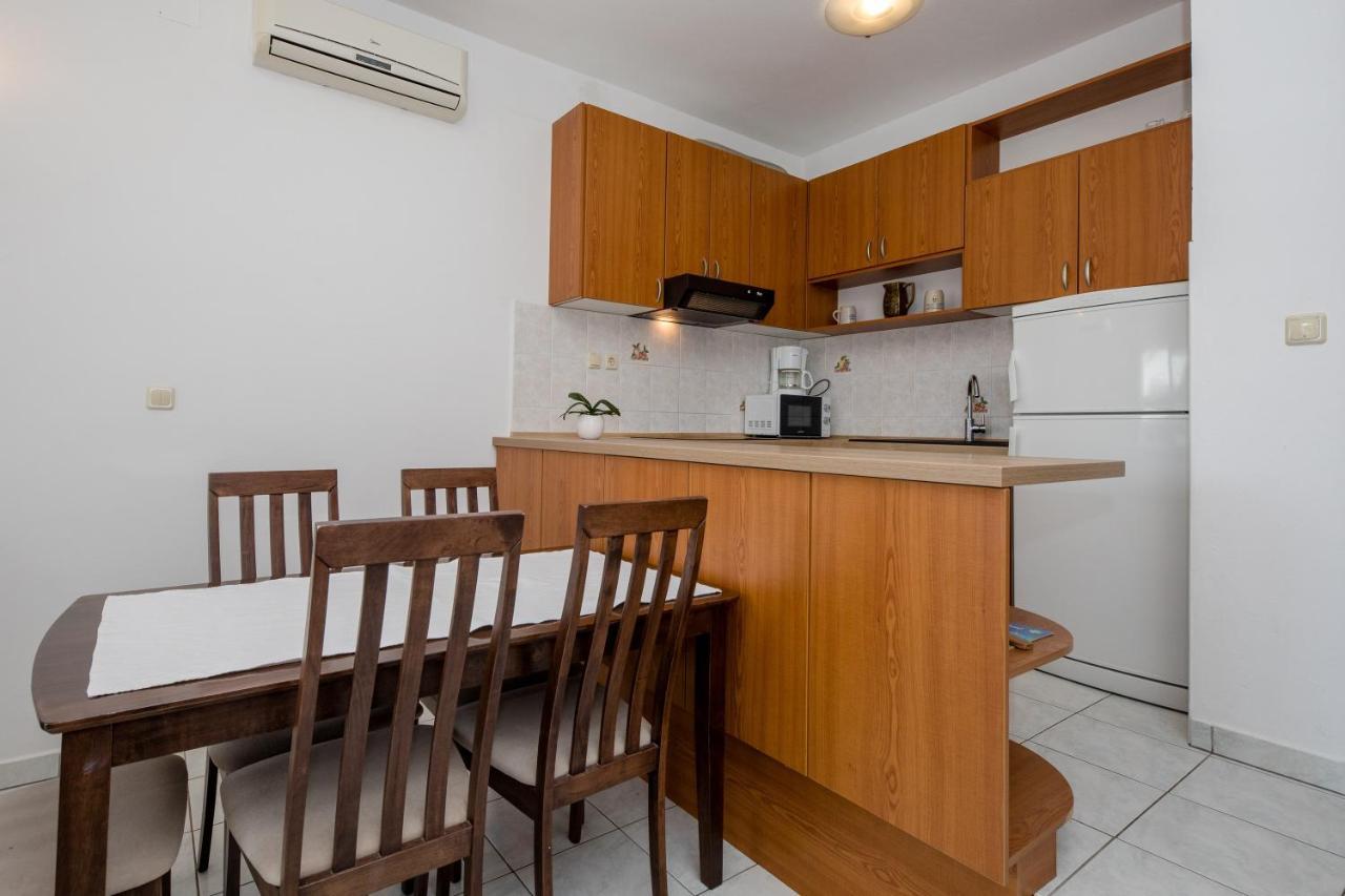Apartments And Rooms By The Sea Supetarska Draga - Gornja, Rab - 11579 Extérieur photo