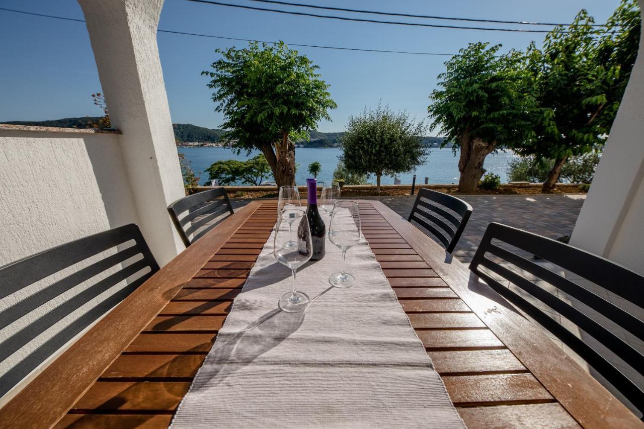 Apartments And Rooms By The Sea Supetarska Draga - Gornja, Rab - 11579 Extérieur photo