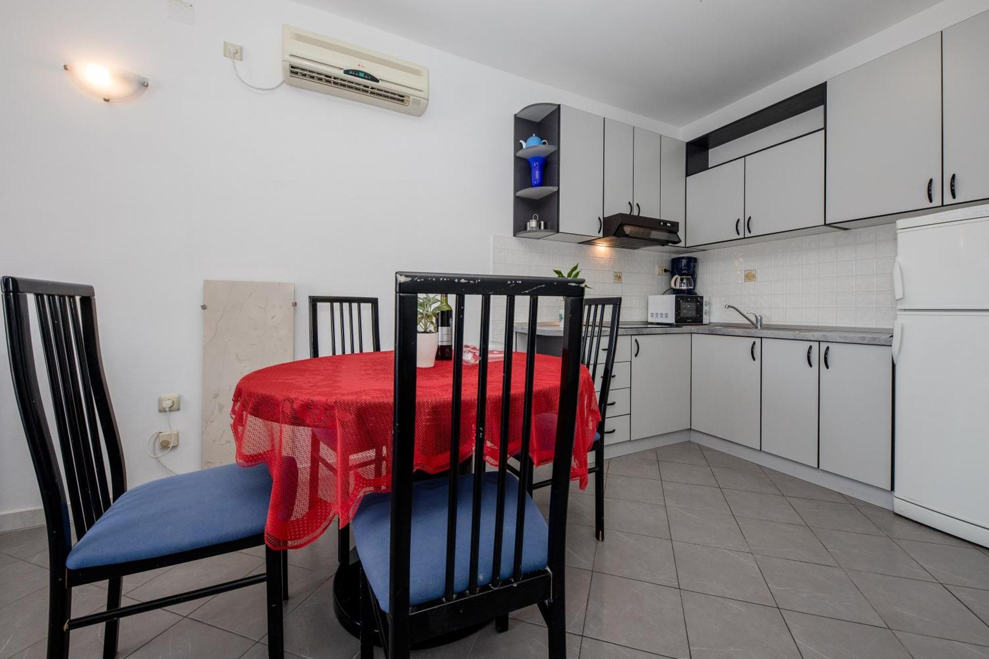 Apartments And Rooms By The Sea Supetarska Draga - Gornja, Rab - 11579 Chambre photo