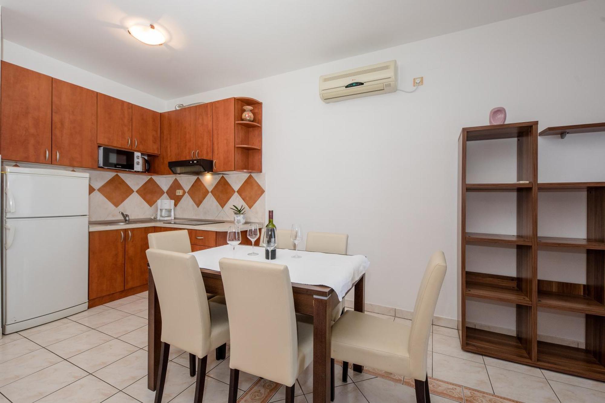 Apartments And Rooms By The Sea Supetarska Draga - Gornja, Rab - 11579 Chambre photo